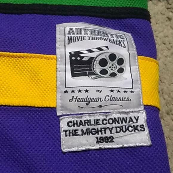 Charlie Conway Mighty Ducks Jersey - Picture 3 of 4